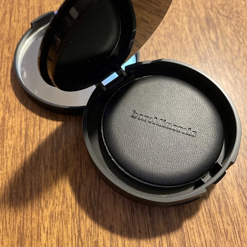 bareMinerals Pressed Setting Powder Translucent - Picture 2 of 12